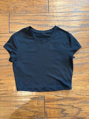 Alosoft Crop Finesse Short Sleeve